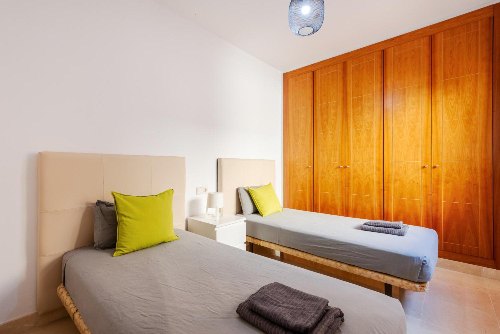 El Atico De La Montana Apartment Malaga Ngoại thất bức ảnh