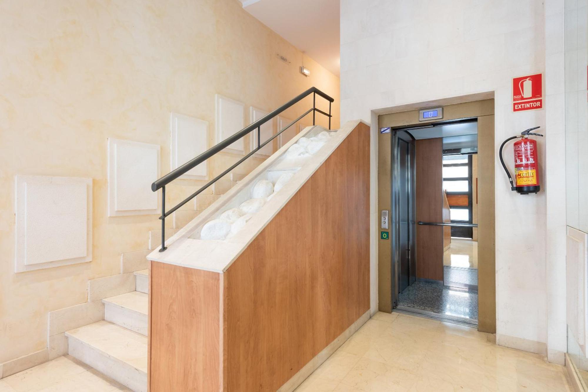 El Atico De La Montana Apartment Malaga Ngoại thất bức ảnh